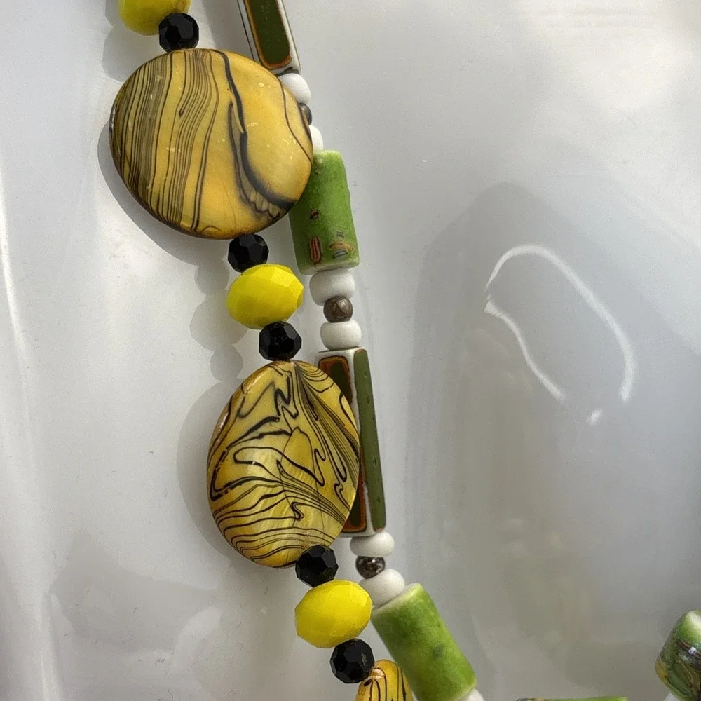 Yellow Green Beaded Necklaces 20